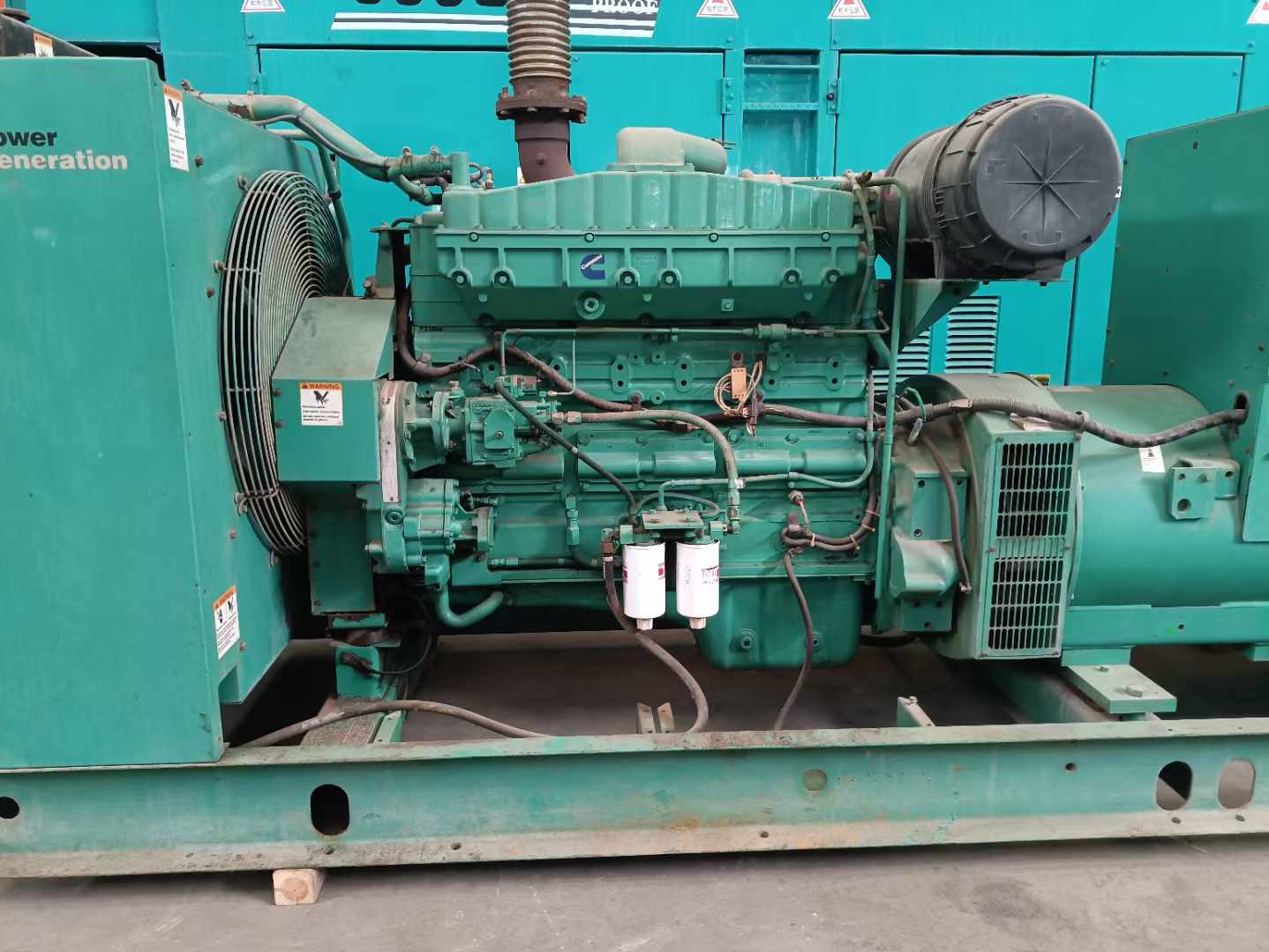息县过载会对 600kW 柴油发电机组造成哪些损害？