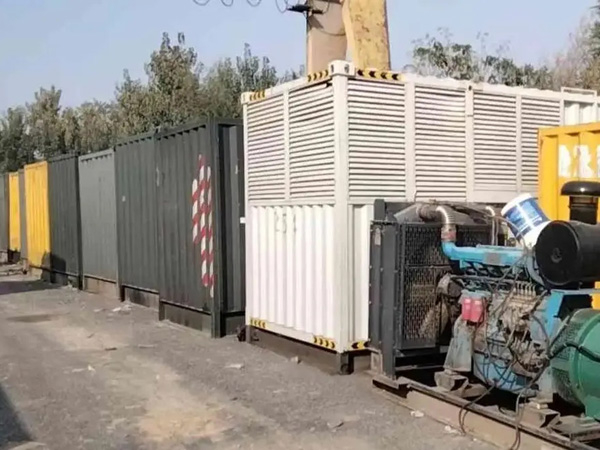 息县200KW柴油发电机机组每小时油耗是多少?